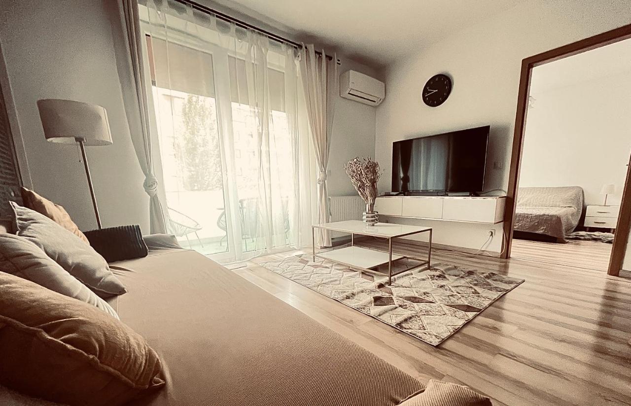 شقة Corvin Promenade Crystal بودابست المظهر الخارجي الصورة